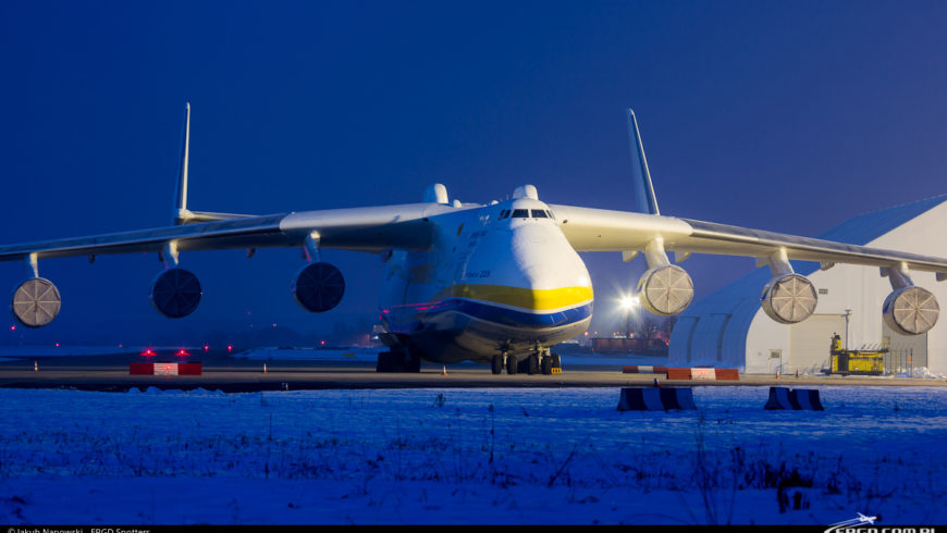 ANTONOV AN-225 MRIYA W OSTRAVIE