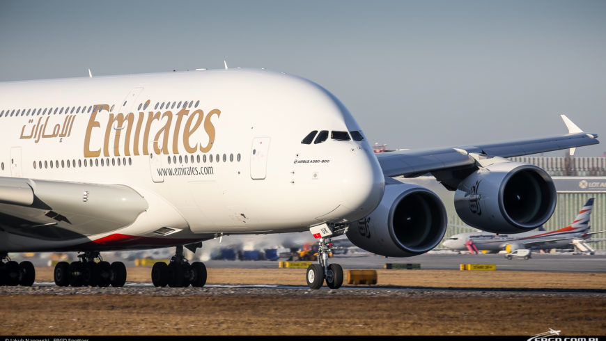 AIRBUS A380 EMIRATES W WARSZAWIE